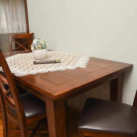 Woolf Apartment Senta